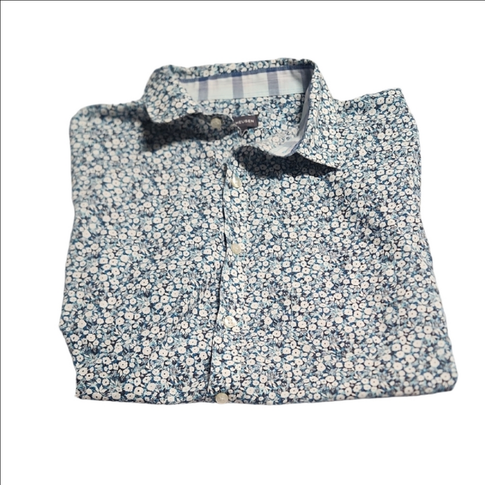 Van Heusen Blue Buttondown Shirt, Size Large 16-16.5